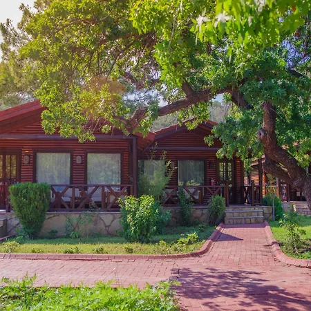 The Bay Club Resort Yanıklar