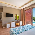 The Bay Club Ośrodek wypoczynkowy 5*