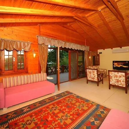 Курортный комплекс The Bay Club