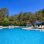 Resort The Bay Club Yanıklar