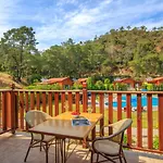 Resort The Bay Club 5*
