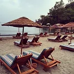 The Bay Club Yanıklar