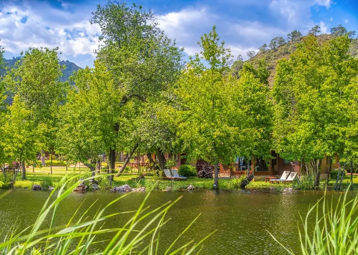 Θέρετρο The Bay Club Yanıklar